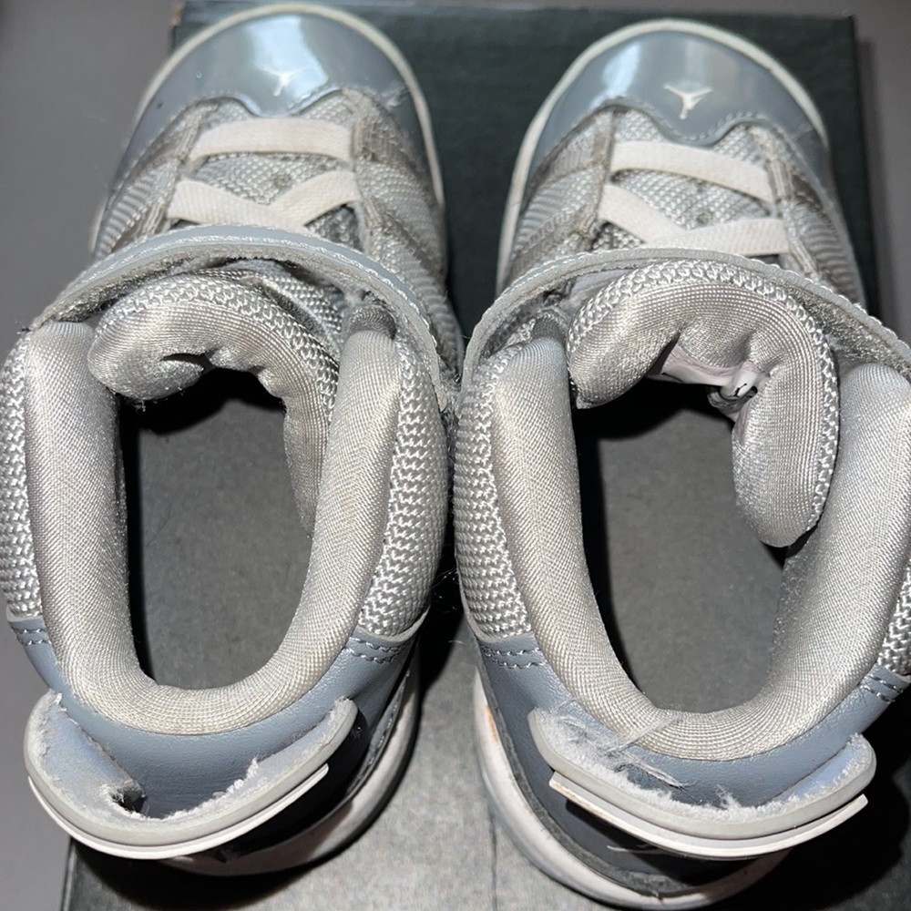 Jordan 6 Rings - grey - Picture 5 of 7